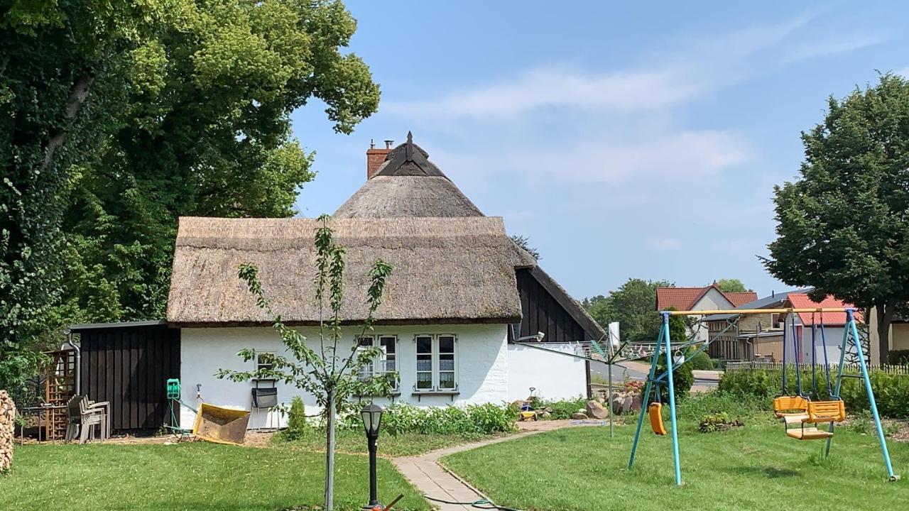 Ferienhaus Alte Schule Rambin Auf Ruegen Buitenkant foto